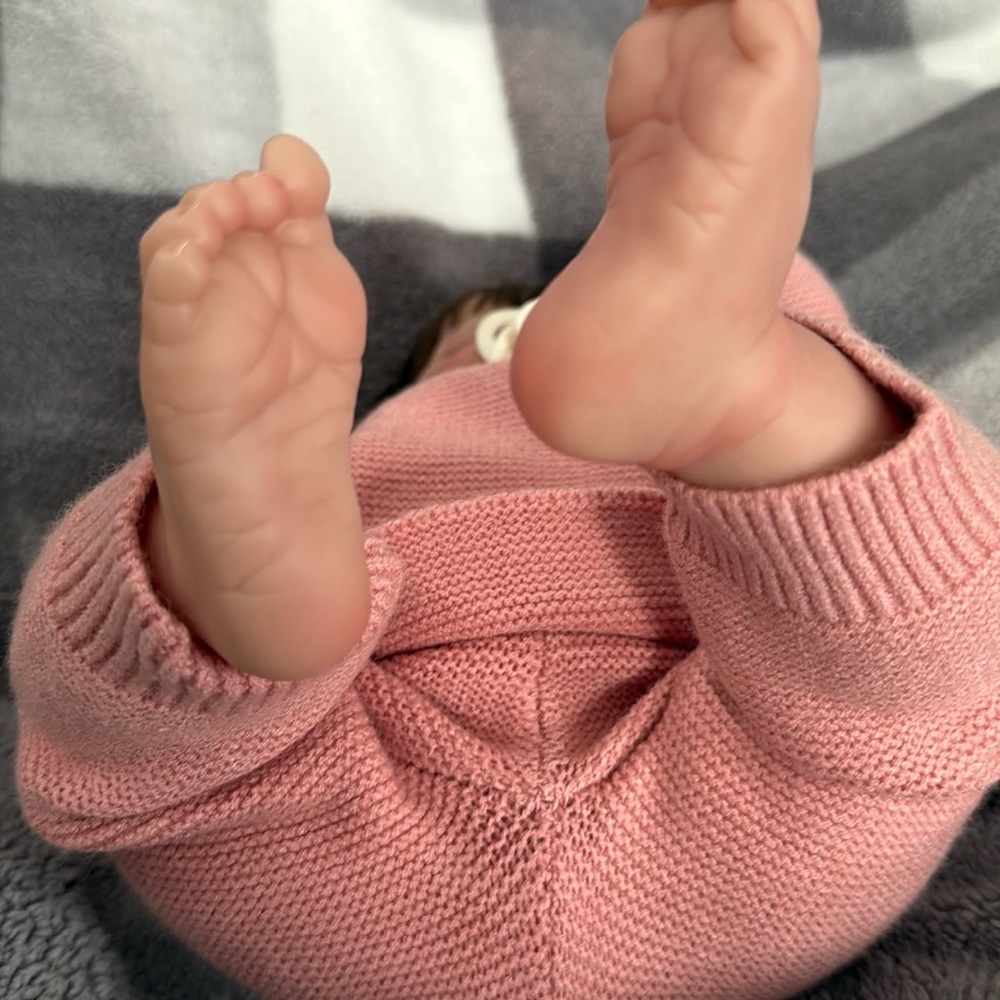 REBORN BABY DOLL Lifelike Newborn Girl Full Body Vinyl, Anatomically Correct! - Picture 8 of 17